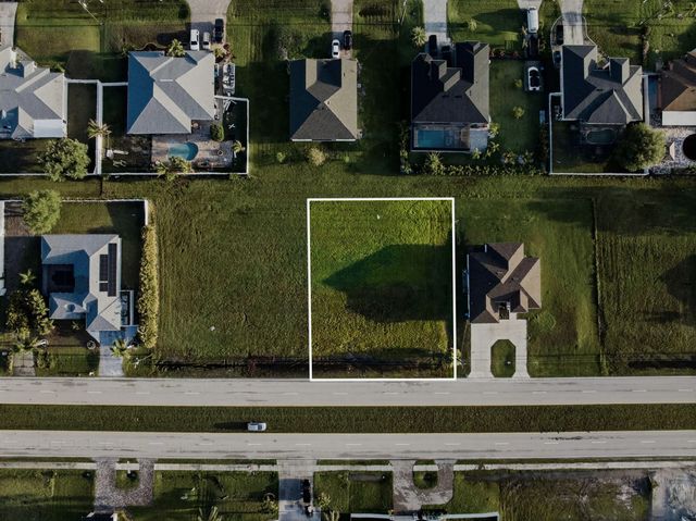 2 of 4 - 2623 Tropicana Parkway W, Cape Coral, FL