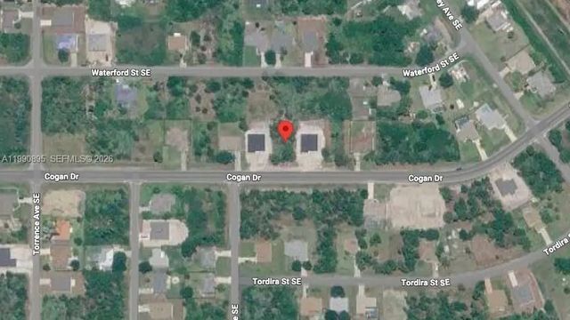 4 of 7 - 2065 Se Cogan Drive, Palm Bay, FL