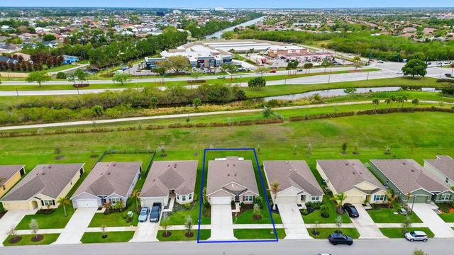 3 of 33 - 10862 Sw Pacini Way, Port St. Lucie, FL