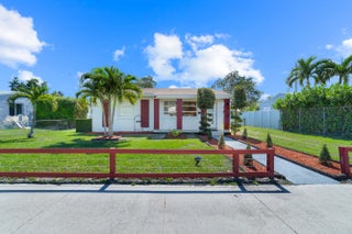 Photo of Listing #B26008064