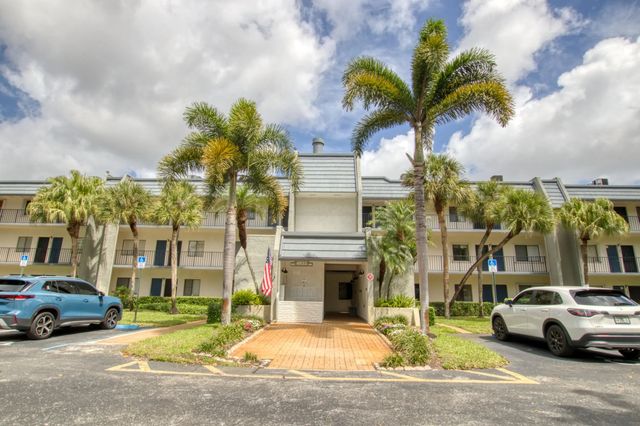 4832 Esedra Court #204, Lake Worth