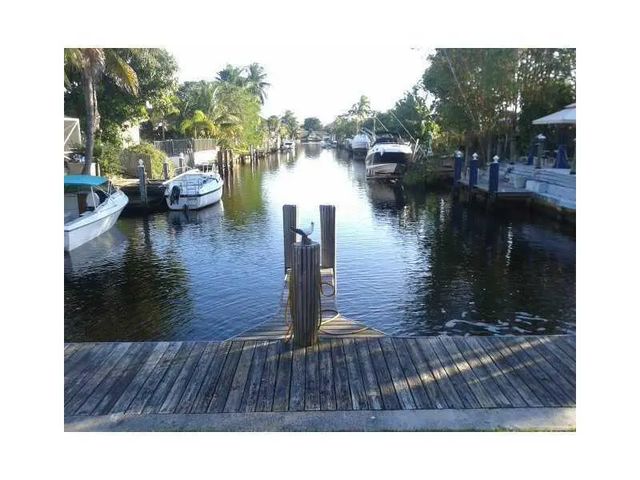 5 of 9 - 520 Sw 15th Street #101, Pompano Beach, FL