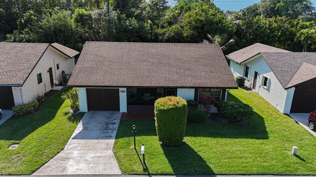 2 of 17 - 6329 Tall Cypress Circle, Greenacres, FL
