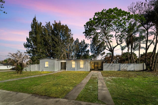 Photo of Listing #B26008096