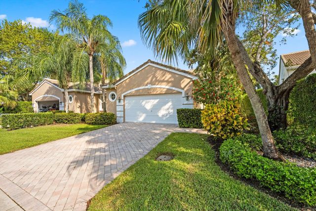 4657 Carlton Golf Drive, Lake Worth