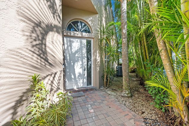 3 of 55 - 4657 Carlton Golf Drive, Lake Worth, FL