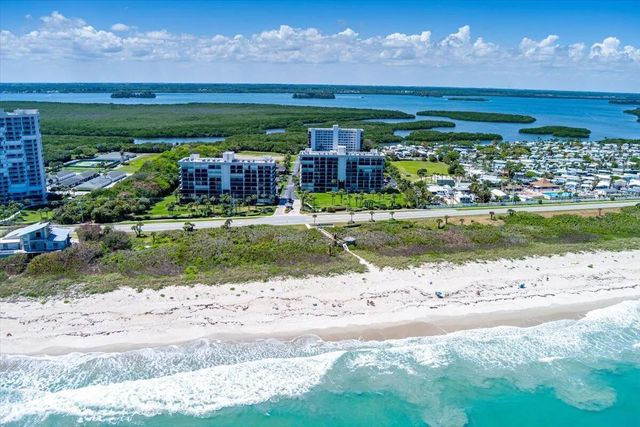 3 of 72 - 5059 N Hwy A1a #401, Hutchinson Island, FL