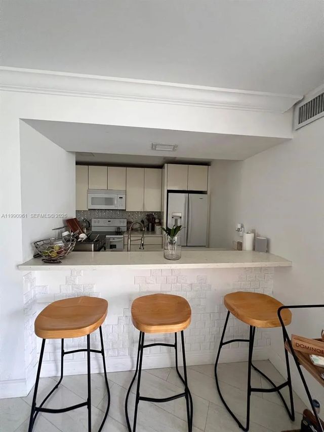 2 of 11 - 6955 Nw 186th Street #f104, Hialeah, FL