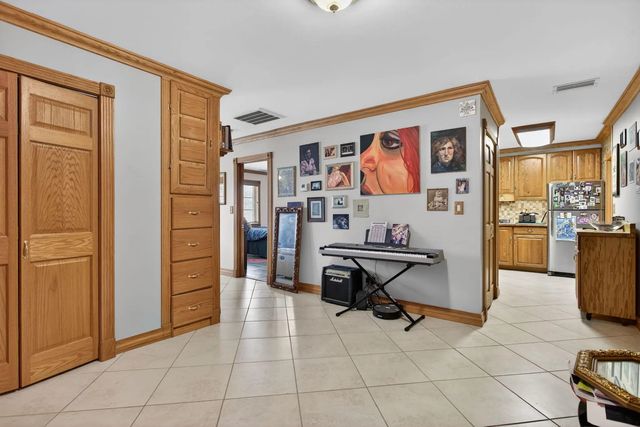 2 of 26 - 9 Ne 19th Court #214c, Wilton Manors, FL