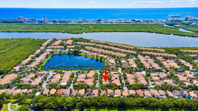 4 of 31 - 1140 Linden Street, Hollywood, FL