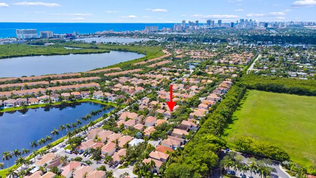 5 of 31 - 1140 Linden Street, Hollywood, FL
