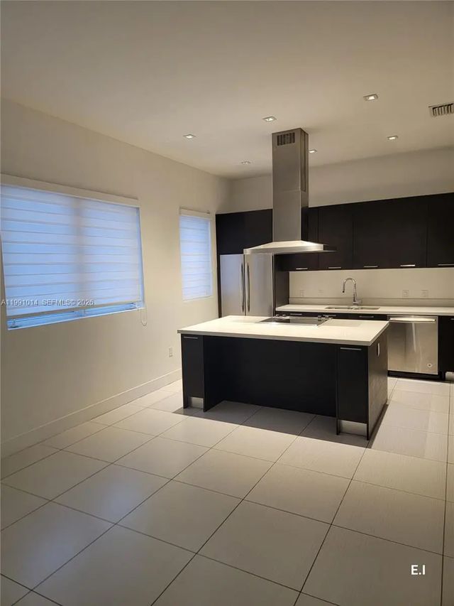 5 of 13 - 9133 Nw 33rd Street, Doral, FL
