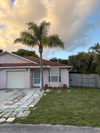 Photo of Listing #B26008283