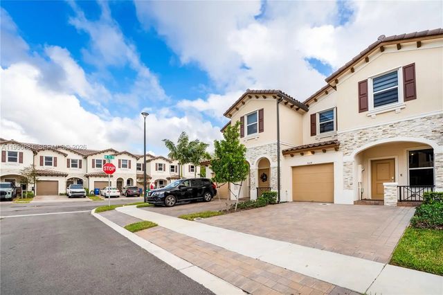 3 of 46 - 5514 Nw 27th Street, Lauderhill, FL