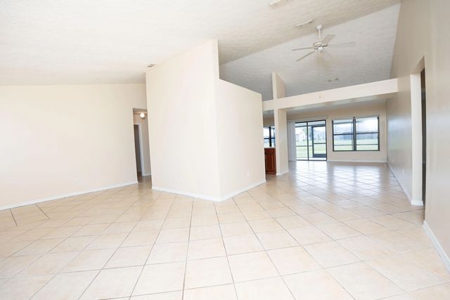 3 of 36 - 2456 Se Trail Avenue, Port St. Lucie, FL