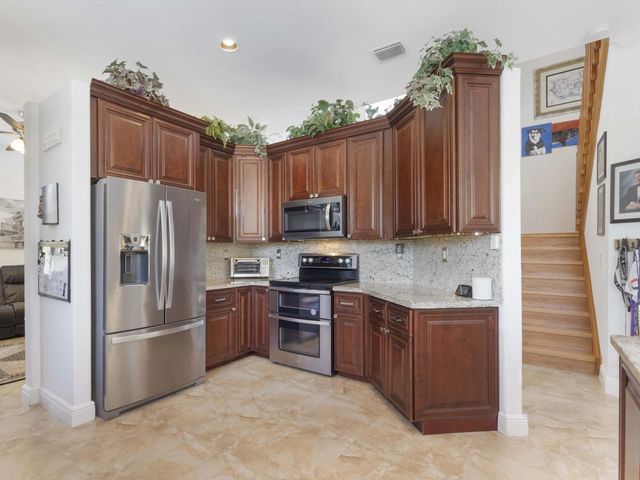 5 of 61 - 6025 Indian Forest Circle, Lake Worth, FL