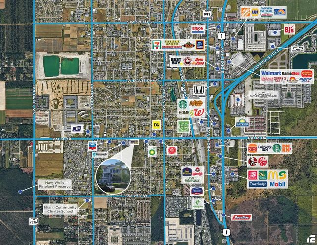 4 of 39 - 713 W Palm Drive, Florida City, FL