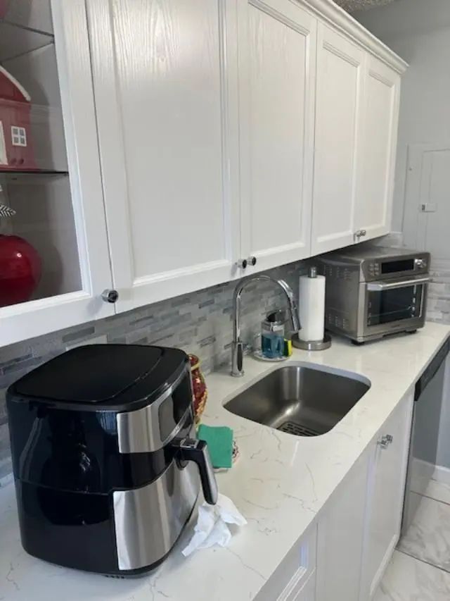3 of 27 - 6768 N 10th Ave Avenue N #210, Lake Worth, FL