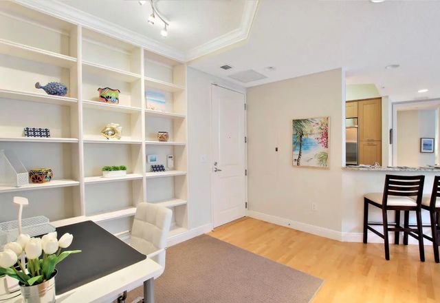 701 S Olive Avenue #2008, West Palm Beach