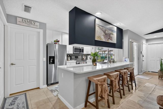 5 of 25 - 1242 Nw Sun Terrace Circle #12c, Port St. Lucie, FL
