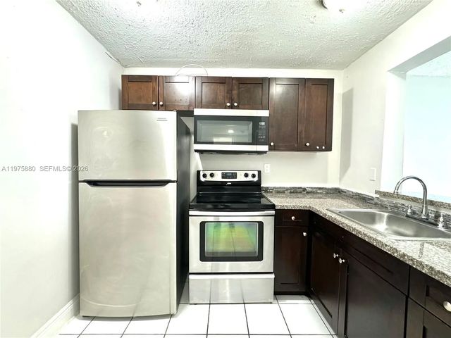 2 of 18 - 484 Nw 165th St Road #a-411, Miami, FL