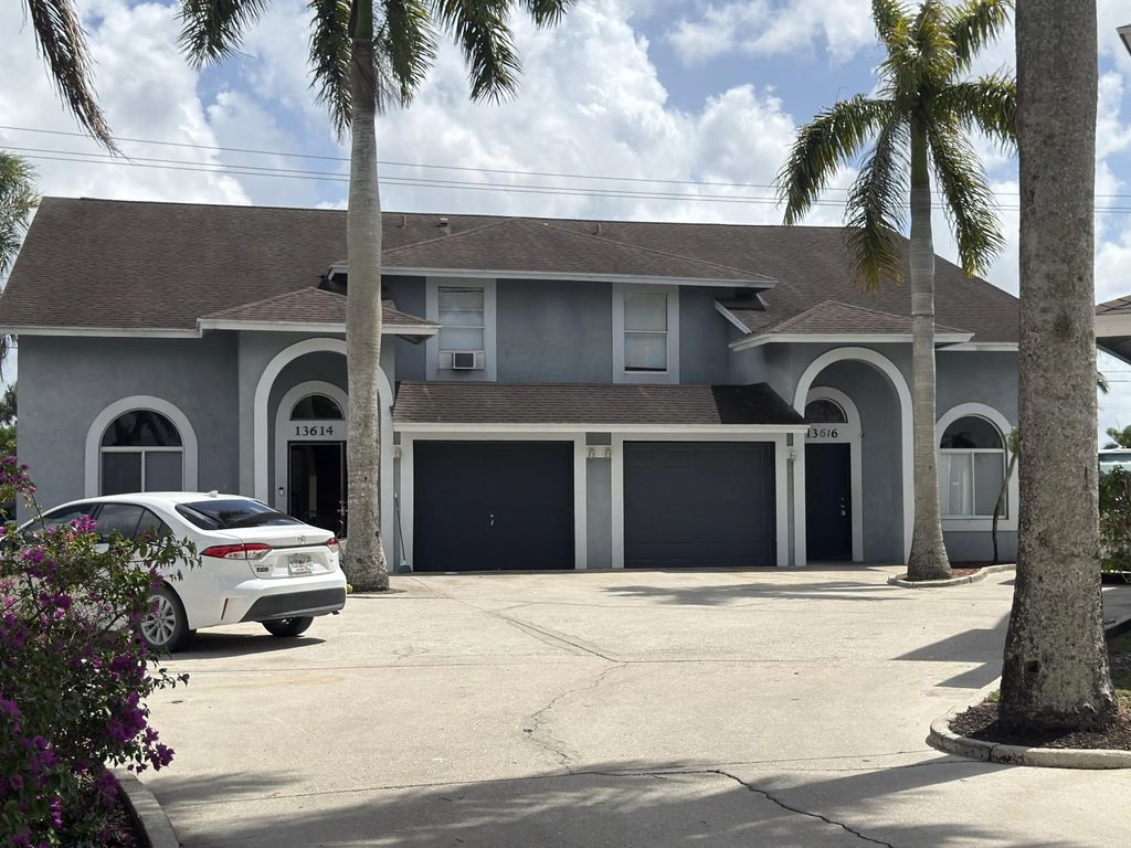 13614 Yarmouth Court, Wellington
