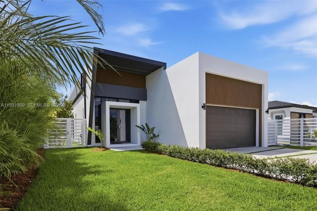 2 of 36 - 22900 Sw 122 Place, Miami, FL