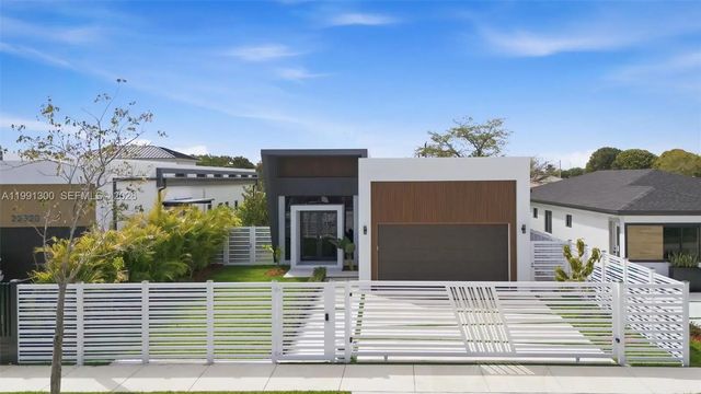 3 of 36 - 22900 Sw 122 Place, Miami, FL