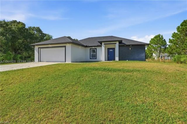 5 of 40 - 1013 Atherton Avenue, Lehigh Acres, FL