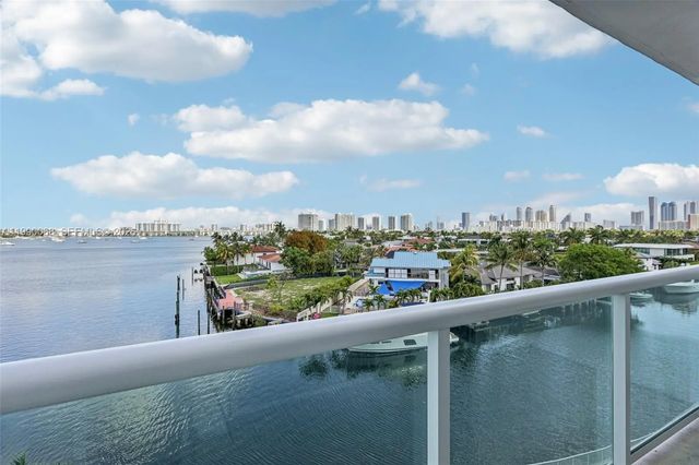 4 of 37 - 2841 Ne 163rd Street #605, North Miami Beach, FL