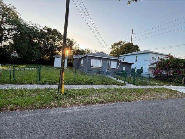 214 Sw 1st Avenue, Dania Beach
