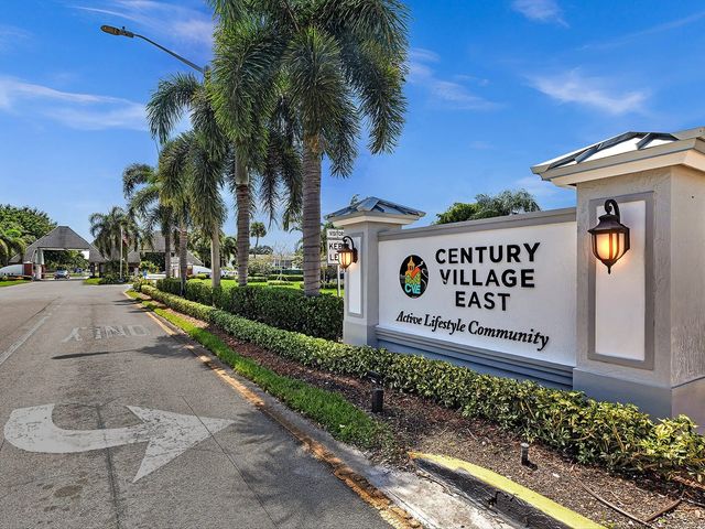 2 of 52 - 5 Markham A #a, Deerfield Beach, FL