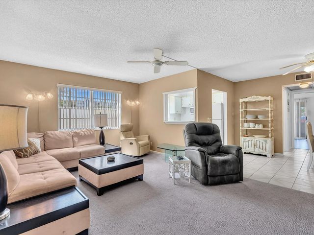 5 of 52 - 5 Markham A #a, Deerfield Beach, FL