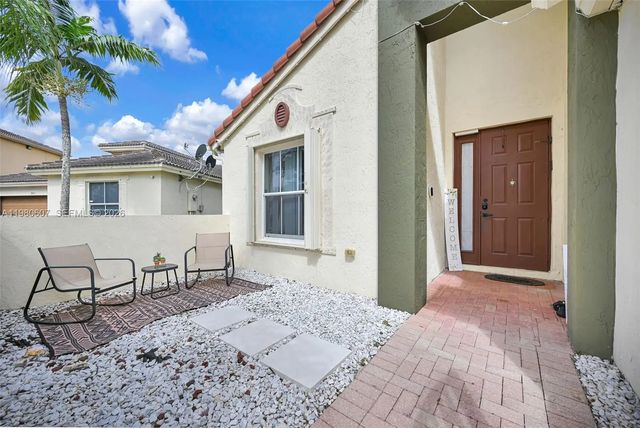 2 of 87 - 2007 Ne 6th Court, Homestead, FL
