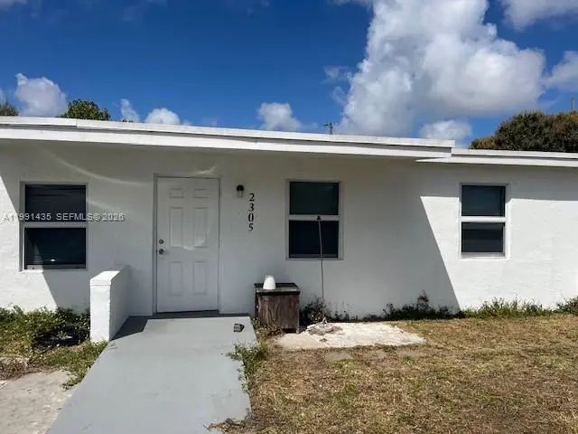 2305 Nw 13 Court, Fort Lauderdale