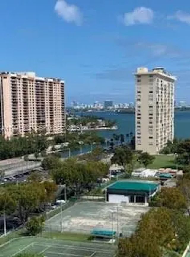 4 of 17 - N/A, Miami, FL