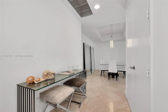 3 of 33 - 16001 Collins Avenue #1005, Sunny Isles Beach, FL