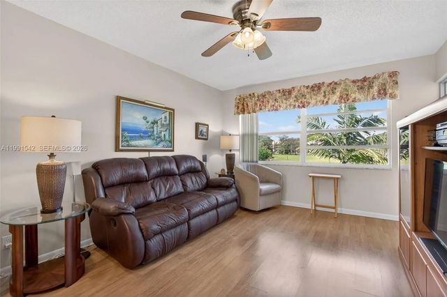 5 of 35 - 4299 Nw 16th Street #202, Lauderhill, FL