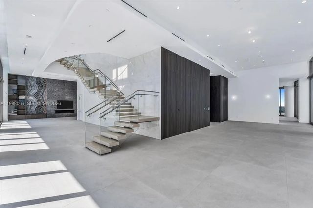 5 of 64 - 17901 Collins Avenue #ph-01, Sunny Isles Beach, FL