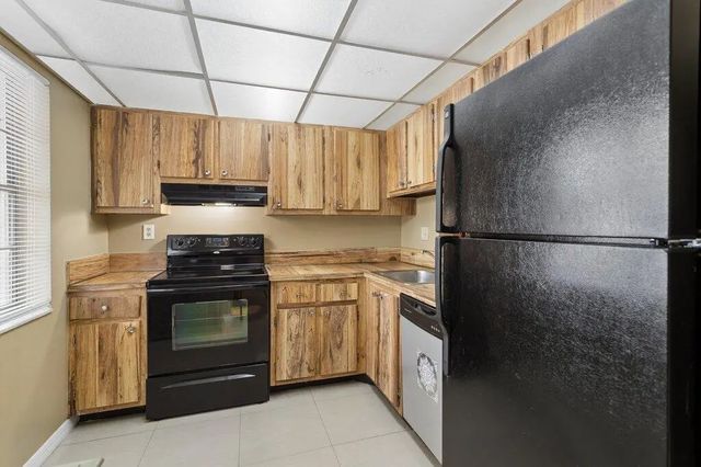 4 of 20 - 3141 Nw 47th Terrace #124, Lauderdale Lakes, FL