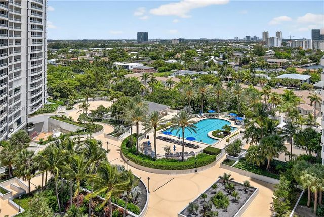 21150 Point Place #1505, Aventura