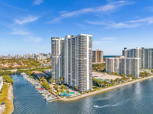 3530 Mystic Pointe Drive #114, Aventura