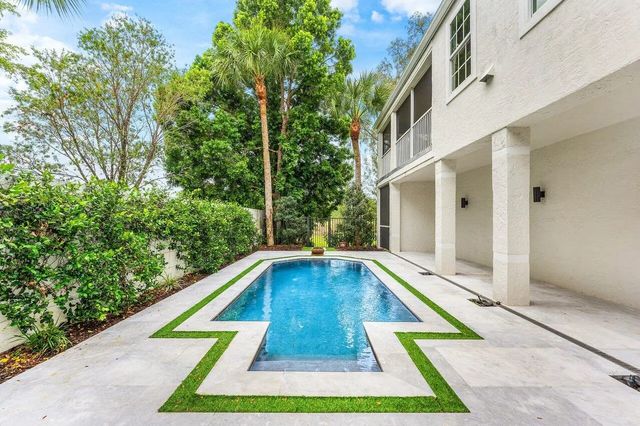 2 of 35 - 11847 Pebblewood Drive, Wellington, FL