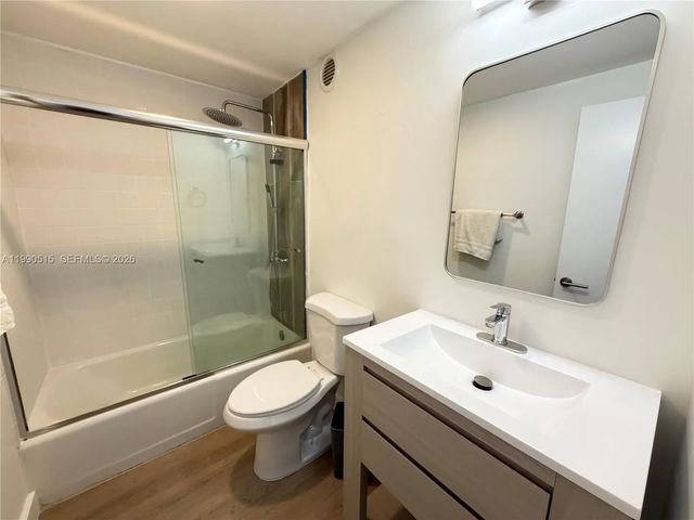 4 of 22 - 400 Kings Point Drive #604, Sunny Isles Beach, FL