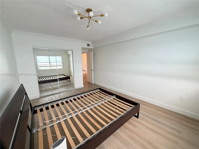 5 of 22 - 400 Kings Point Drive #604, Sunny Isles Beach, FL