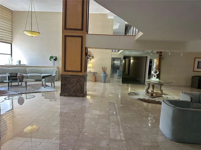 5 of 34 - 600 Parkview Drive #717, Hallandale Beach, FL