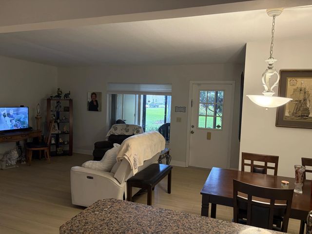 4 of 27 - 440 Pine Glen Lane #b-1, Greenacres, FL