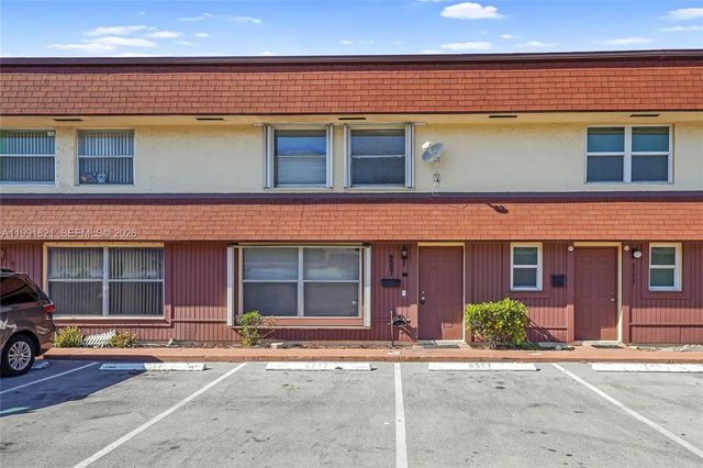 4 of 24 - 6557 Sw 41st Court #177, Davie, FL