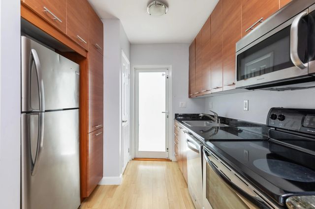 4 of 36 - 3250 Ne 28th Street #404, Fort Lauderdale, FL
