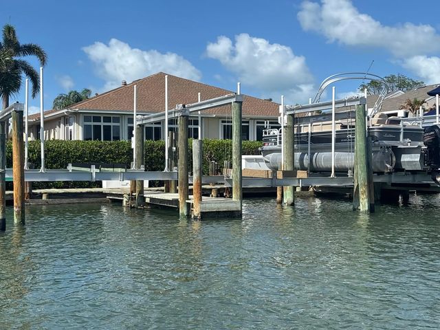 2 of 41 - 3225 S Lakeview Circle #22-202, Fort Pierce, FL